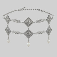 A DEEP LURE. Romantic Pearl Choker - Silver