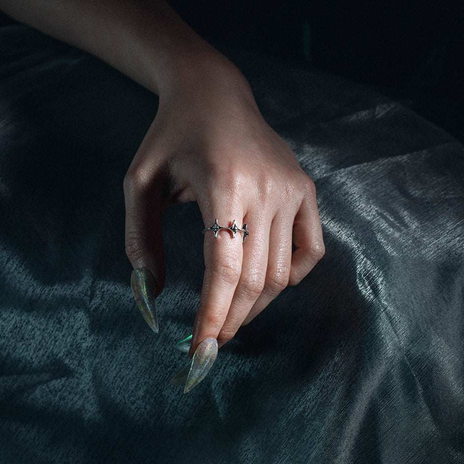 ABYSS. North Star Shell Ring - Silver